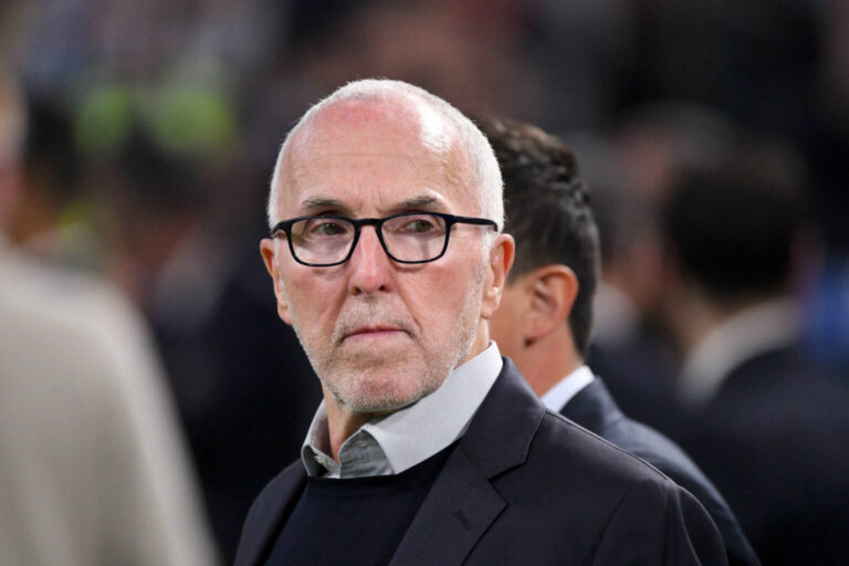 mccourt pret a ceder l'OM