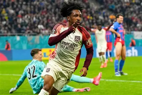 fofane met l'europe a ses pieds