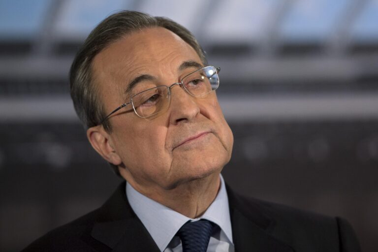 🔥 Campagne électorale : Florentino Pérez frappe fort 👉 Attaque contre Riquelme et ses finances 💎 Alliance avec Apple pour le Bernabéu Infini ⚡ Réquisitoire contre le FC Barcelone et l’affaire Negreira #RealMadrid #FlorentinoPerez #Riquelme #BernabeuInfini #Apple #Negreira #FCBarcelone