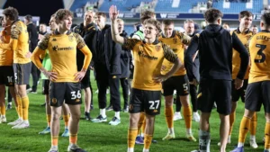 💰 “Un promu qui vaut de l’or… Hull City franchit les portes de la Premier League et décroche un trésor caché : 230 M€ pour écrire une nouvelle histoire.”