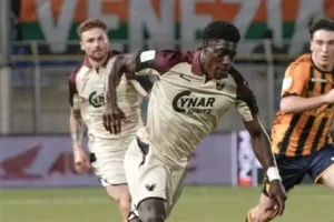 Issa doumbia au sporting