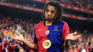 Le FC Barcelone pourrait vendre Jules Koundé cet été pour financer son mercato XXL. Chelsea et Manchester City sont prêts à offrir 70‑80 M€, tandis que le défenseur français de 27 ans est tenté par la Premier League.