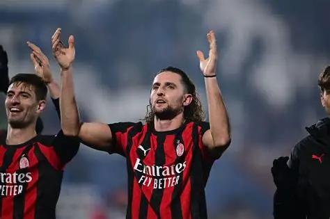 ⚡ “Rabiot et l’OM, des retrouvailles inattendues en Ligue Europa ?” 👉 Le milieu français, en pleine incertitude à Milan, pourrait croiser son ancien club. #MilanAC #Rabiot #OM #LigueEuropa #Football