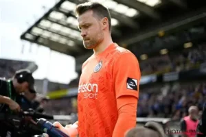 😭 Adieux émouvants : Mignolet quitte Bruges ! 👉 20 ans de carrière, 722 matchs, 5 titres… Le Jan Breydel en larmes. #Mignolet #ClubBruges #Football #Belgique #DiablesRouges