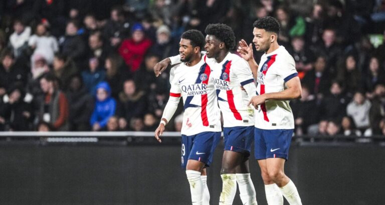 ⚡️ Mercato PSG : un jeune ailier parisien pourrait s’envoler vers la Premier League… 👀 👉 Ibrahim Mbaye suivi par Newcastle. #Mercato #PSG #IbrahimMbaye #Newcastle #PremierLeague