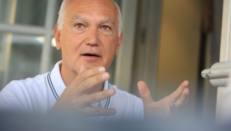 ⚡️ OGC Nice : un nouveau cycle s’ouvre… 👀 👉 Cohen prend les commandes, Puel quitte le banc. #OGCNice #Football #MauriceCohen #ClaudePuel