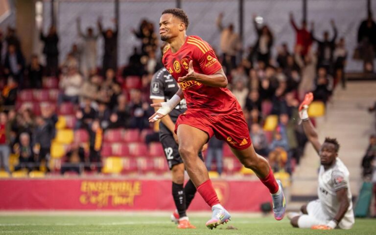 🚨 Mercato AJA : Arconte ciblé ! ⚽ 22 ans, révélation de Ligue 2. 🔥 14 buts, 4 passes décisives avec Rodez. 📅 Sous contrat jusqu’en 2028. 💬 Concurrence : Celtic Glasgow et Millwall. 👉 Auxerre veut frapper fort cet été 👇 #AJA #Arconte #Mercato #Football