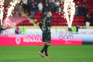Fin du suspense à Angers : l’insider Mohamed Toubache‑Ter confirme que le contrat d’Anthony Lopes est signé et homologué ✅. Exit l’hypothèse d’un retour d’Hervé Koffi, qui devrait retrouver le RC Lens cet été… avant un nouveau départ. 👇 #Angers #Lopes #Koffi #RCLens #Mercato #Ligue1
