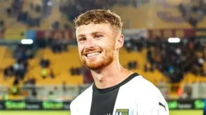 🚨 Mercato : Rennes vise Antoine Hainaut ! ⚽ Formé à Lens, révélation à Venise. 💰 Option d’achat à 500 000 €… mais Rennes prêt à mettre 10 M€. 😱 Les supporters de Parme crient au scandale. 👉 Une affaire qui fait trembler la Serie A… Clique et découvre les coulisses 👇 #StadeRennais #AntoineHainaut #Venise #Parme #Mercato #Football
