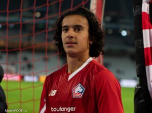 🚨 Mercato : un jeune talent fait trembler l’Europe… Les plus grands clubs se bousculent pour un profil qui a brillé sur la scène internationale 👀. 👉 Une bataille s’annonce au cœur du marché estival 🔥👇 #Mercato #Football #Suspense #LOSC