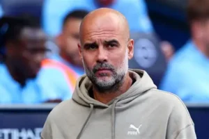 🚨 Guardiola, futur incertain ! 👔 Après 10 ans à City, il quitte le club. 👏 Encense Hansi Flick et le Barça. 💡 Conseille de recruter Bernardo Silva. 🇦🇷 Évoque aussi Julián Álvarez. ❓ Son avenir reste un mystère. #Guardiola #Barça #Mercato #Football