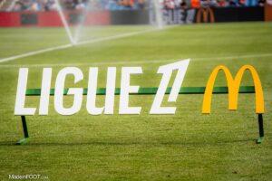 🚨 Mercato : le football français entre dans une période décisive… Les clubs préparent déjà leurs coups, mais un événement mondial vient ralentir les manœuvres 👀. 👉 Un été brûlant s’annonce pour la Ligue 1 🔥👇 #Mercato #Football #Ligue1 #Suspense