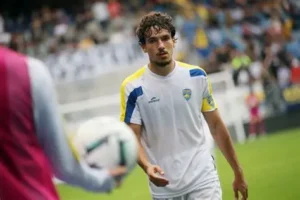 ⚡️ Mercato ASSE : les Verts préparent un coup estival… mais la concurrence européenne s’invite déjà dans le dossier 👀. 👉 Saint‑Étienne avance sur une piste chaude 🔥👇 #Mercato #Football #ASSE #Rodez #Ligue2 #Suspense #NolanGalves #Millwall