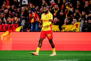 🚨 RC Lens : Saint‑Maximin s’en va ! ⚽ 6 mois seulement dans l’Artois. 🔥 4 buts, 3 passes décisives. 🏆 Acteur clé du sacré en Coupe de France. 🇺🇸 Direction Charlotte FC en MLS. 👉 Nouveau départ majeur pour les Sang et Or 👇 #RCLens #SaintMaximin #Mercato #Football