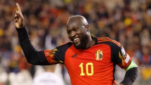 🚨 Belgique : Lukaku sur le banc ! ⚽ Courtois et De Bruyne titulaires pour leur dernier Mondial. 🔥 De Ketelaere en pointe, Doku et Saelemaekers sur les ailes. 😱 Lukaku relégué au rang de doublure de luxe. 👉 Les Diables rouges testent leur nouveau visage avant l’Égypte… Clique et découvre les coulisses 👇 #Belgique #Lukaku #Courtois #DeBruyne #CoupeDuMonde2026