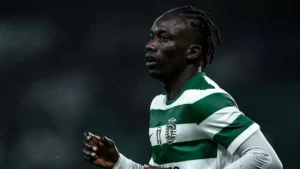 Le FC Lorient vise un gros coup 🔥 : l’international sénégalais Souleymane Faye 🇸🇳. En difficulté au Sporting CP malgré un transfert à 6 M€, l’ailier de 23 ans pourrait débarquer en Bretagne via un prêt avec option d’achat. Les Merlus veulent le top 10 Ligue 1 👀👇 #FCLorient #SouleymaneFaye #Mercato #Ligue1 #SportingCP