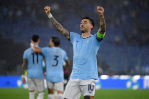 🚨 Mercato OM : Zaccagni ciblé ! 🇮🇹 Ailier italien de 30 ans (Lazio). ⚽ 30 matchs, 4 buts + 2 passes décisives cette saison. 📅 Sous contrat jusqu’en 2029. 💰 Valeur estimée : 12 M€. 🔥 Discussions déjà engagées avec le joueur. #OM #Zaccagni #Mercato #Football