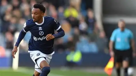 ⚡️ Mercato ASSE : un ailier européen pourrait bientôt débarquer dans le Forez… 👀 👉 Thierno Ballo suivi par Saint‑Étienne et Le Havre. #Mercato #ASSE #Ballo #Football