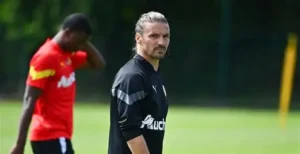 🚨 RC Lens : succession préparée ! ⚽ L’avenir de Pierre Sage reste incertain. 🔥 Cahuzac pressenti pour intégrer le staff. 💬 Pantaloni évoqué comme solution de transition. 😱 Lens anticipe déjà l’après Sage… 👉 Le Racing prépare son futur banc… Clique et découvre les coulisses 👇 #RCLens #PierreSage #Cahuzac #Pantaloni #Ligue1 #Football