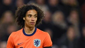⚡️ Mercato LOSC : un milieu néerlandais attire les regards… 👀 👉 Gjivai Zechiël ciblé par Lille. #Mercato #LOSC #Zechiel #Football