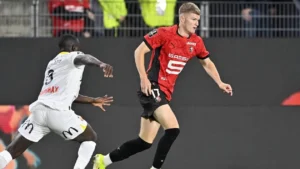 ⚡️ Mercato Rennes : un talent gallois attire deux clubs anglais… 👀 👉 Jordan James suivi par West Ham et Crystal Palace. #Mercato #Rennes #James #Football
