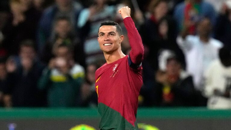 ⚡️ Mondial 2026 : un quintuple Ballon d’Or sur le point de dire adieu… 👀 👉 Cristiano Ronaldo vit peut‑être son dernier bal. #Ronaldo #Portugal #WorldCup2026 #Football