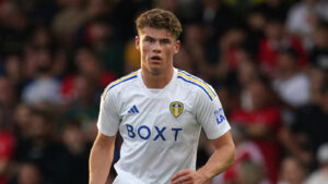 ⚡ Un transfert fantôme… 👀 Cresswell annoncé à Rennes, mais rien n’était vrai. 📲 Une intox qui en dit long sur le mercato. #Cresswell #SRFC #Toulouse #Mercato #Football