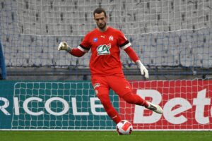 ⚡ Pau Lopez change de cap… 🧤 Du Betis à Andorra. 🇪🇸 Un nouveau défi sous l’œil de Piqué. #PauLopez #Betis #FCAndorra #Mercato #Football