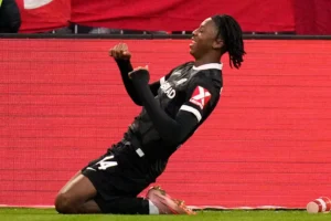 🚨 Mercato : Manzambi à Aston Villa ! 👉 Transfert de plus de 60 M€ conclu avec Fribourg. ⚽ L’international suisse (20 ans) signe un contrat longue durée. Lien complet en commentaire 👇 #Mercato #Manzambi #AstonVilla #Football