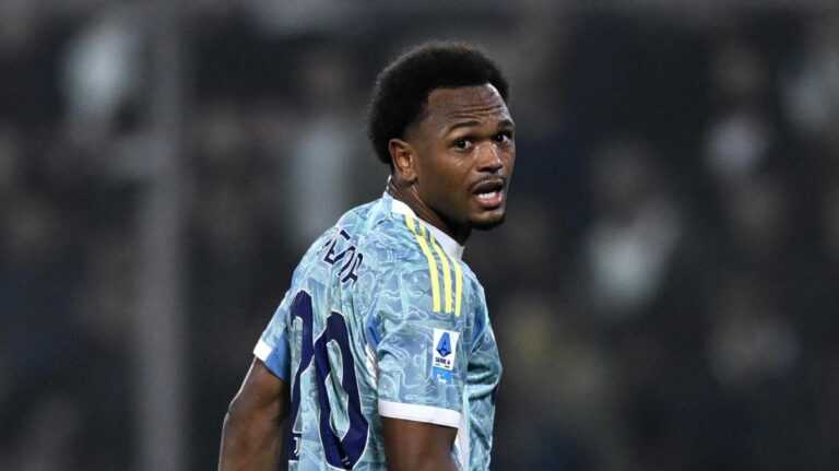 🚨 Mercato : Openda vers un retour en Ligue 1 ? 👉 La Juve veut s’en séparer rapidement et faciliter son départ. Lens, Rennes et Lyon sont prêts à saisir l’opportunité 👀 #Mercato #Openda #Juventus #Lens #Rennes #OL #Football