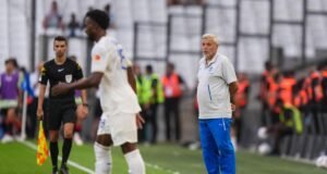 Six renforts attendus à l’OM… 👀 Lorenzi active plusieurs dossiers chauds. ⏳ Mais tout dépend des ventes. #Mercato #OM #Football