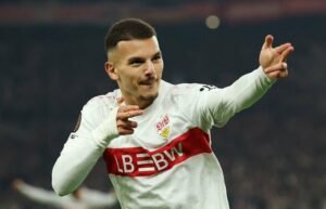 🚨 Bouanani dans le viseur du RCSA ! 🇩🇿 L’ailier algérien de Stuttgart suivi. 📌 Nice aussi intéressé par un prêt. #Bouanani #RCSA #Mercato #Football