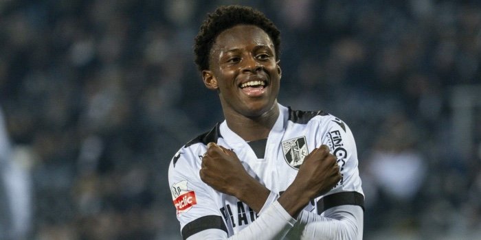⚡ Camara explose au Portugal ! 🔴 Ex‑PSG, 19 ans, déjà valorisé 15 M€. 🇵🇹 Pépite du Vitoria Guimarães. #PSG #Camara #Mercato #Football