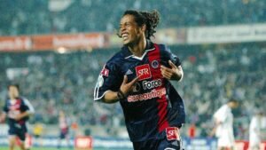 ⚡ Un Ballon d’Or prêt à sauver Monaco… 💰 Ronaldinho et Clayton Sport en action. 🏀 L’ASM Basket vise la stabilité. #Ronaldinho #ASMonaco #Basket #Mercato