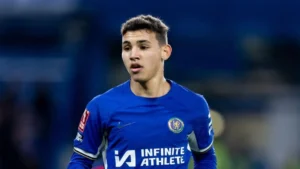 🚨 Washington signe au Racing ! 🇧🇷 21 ans, attaquant brésilien de Chelsea. 💰 Transfert à 16 M€, contrat jusqu’en 2031. #RCSA #Washington #Mercato #Chelsea #Football