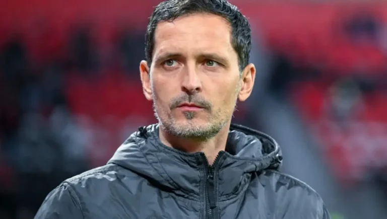 ⚡ Toppmöller parti, débat enflammé ! 💬 Penot compare Lens à Nantes et Kita. 🔥 Mazure conteste : “problème sportif avant tout”. #RCLens #FCNantes #Toppmöller #Kita #Ligue1