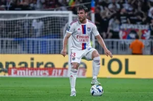 🚨 Tagliafico vers la Juve ! 🇦🇷 Accord avec l’OL trouvé. 📌 Transfert conditionné à Juan Cabal. #Tagliafico #Juventus #OL #Mercato #Football