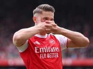 ⚡ Gyökeres déjà sur le départ ! ❌ Arsenal veut 60 M€ pour son numéro 14. 🔵 Everton prêt à tenter sa chance. #Arsenal #Gyokeres #Everton #Mercato #Football